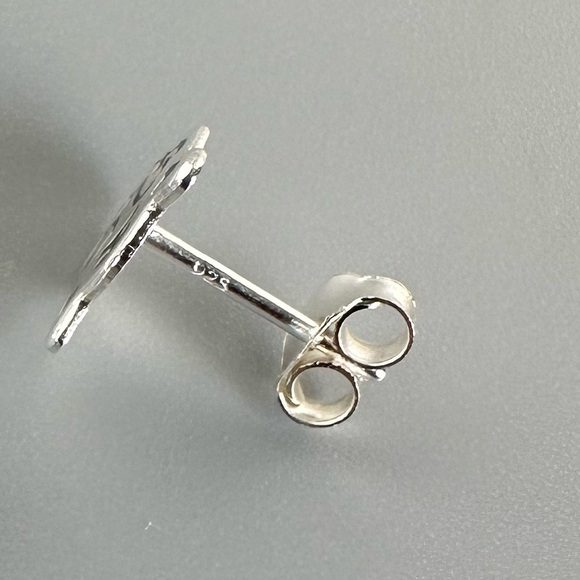 Sterling Silver Tiger Stud Earrings - Picture 10 of 11